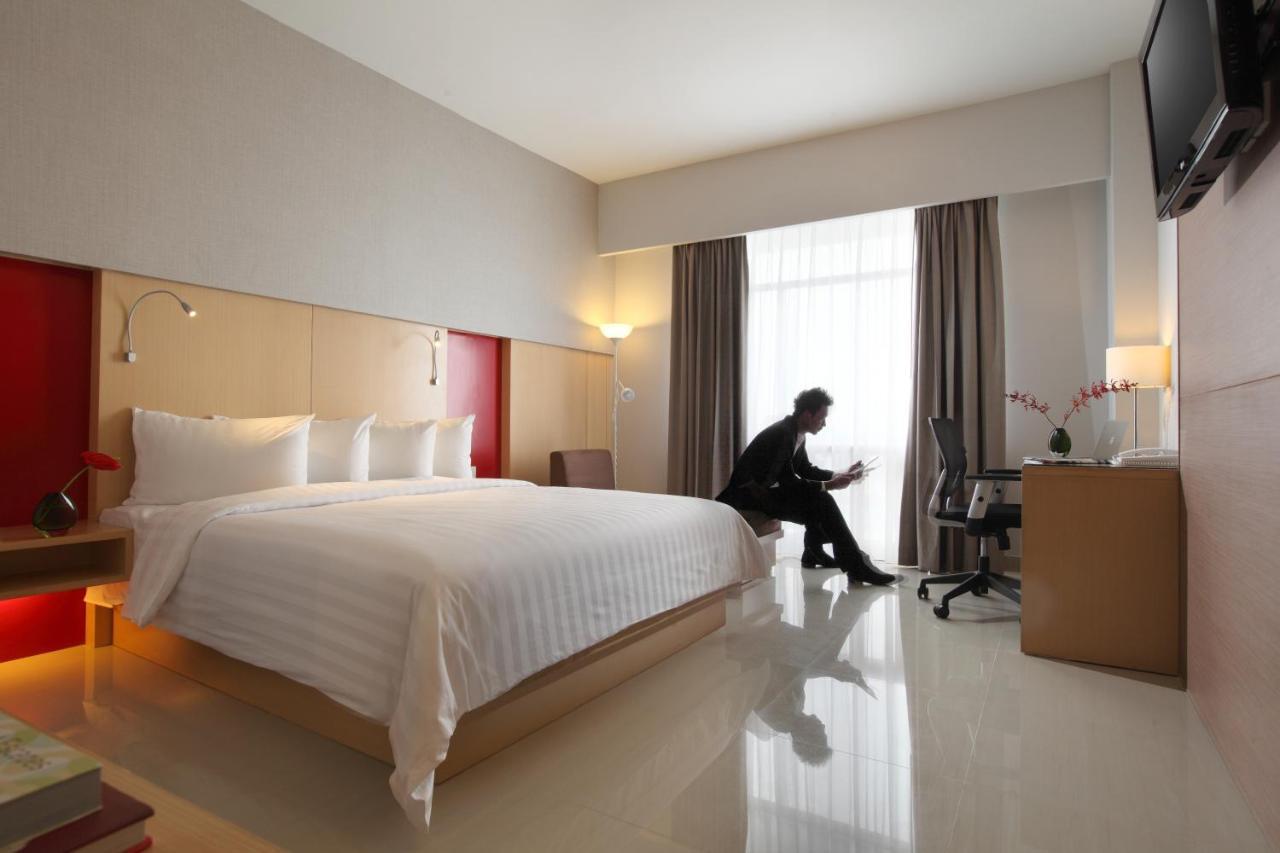 Santika Premiere Dyandra Hotel & Convention - Medan Room photo
