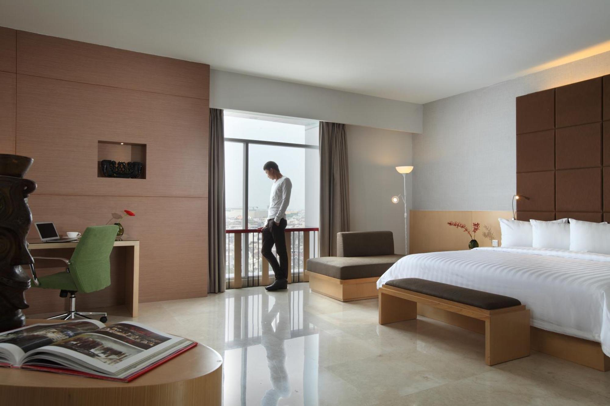 Santika Premiere Dyandra Hotel & Convention - Medan Room photo