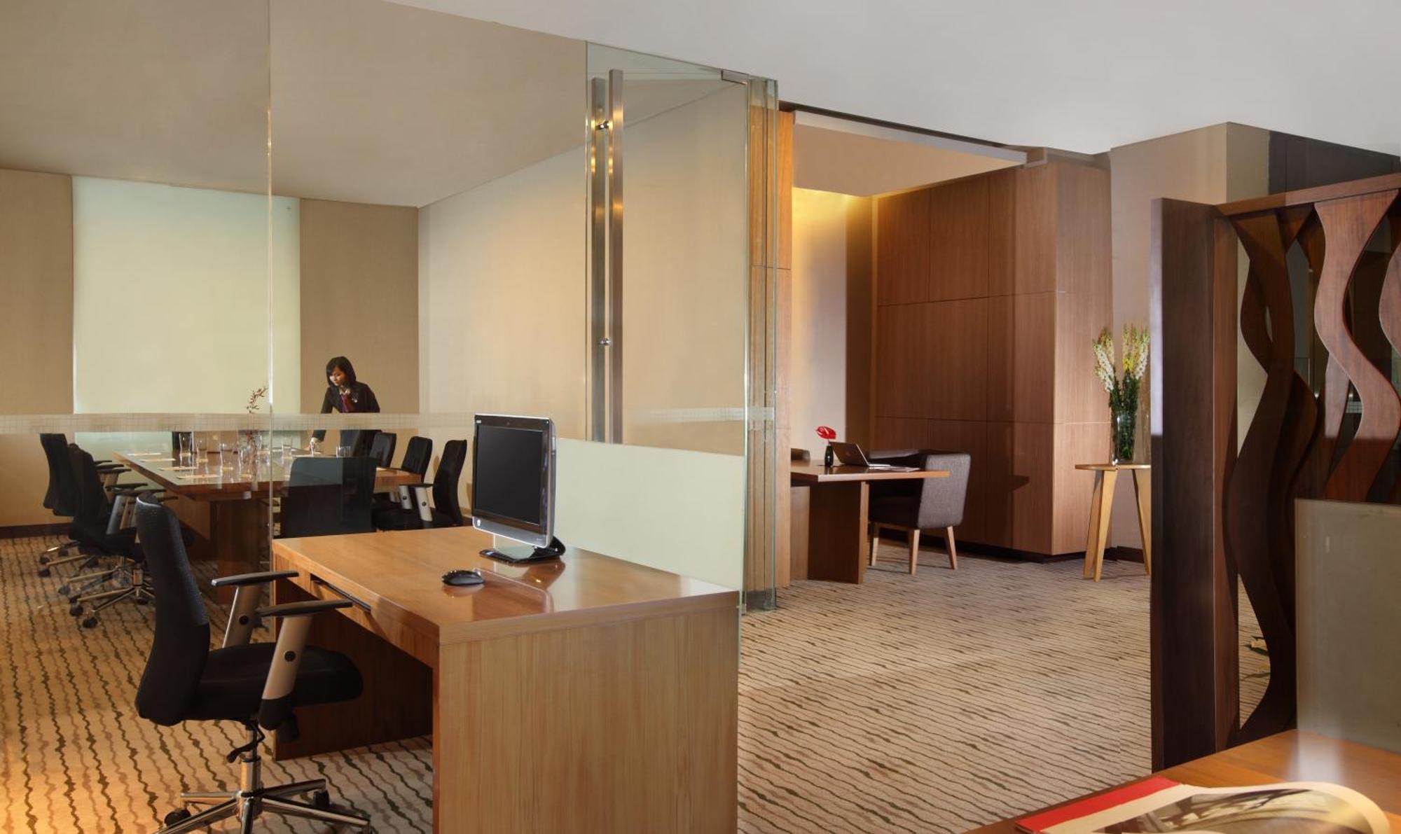 Santika Premiere Dyandra Hotel & Convention - Medan Interior photo